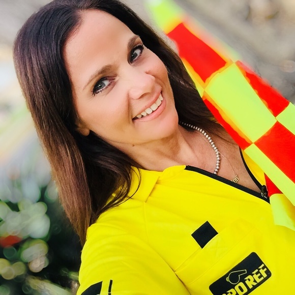 Meet your Posher, Robyn - Picture 4 of 5